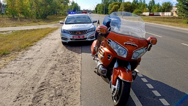 О том, как преодолеть за день 1 200 км и отделаться лёгким испугом после падения на мотоцикле на высокой скорости. Рассказ белоруса О том, как преодолеть за день 1 200 км и отделаться лёгким испугом после падения на мотоцикле на высокой скорости. Рассказ белоруса