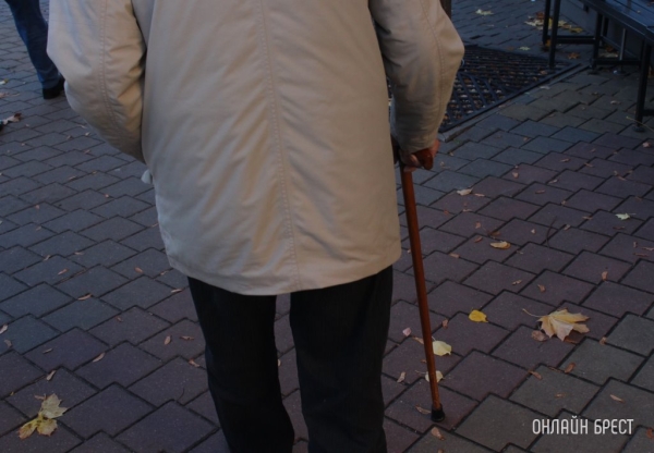 В Беларуси можно «усыновлять» пожилых людей. Сколько таких случаев? В Беларуси можно «усыновлять» пожилых людей. Сколько таких случаев?