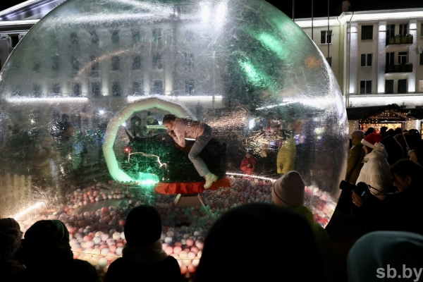 Вечер в новогоднем Бресте — фоторепортаж Вечер в новогоднем Бресте — фоторепортаж