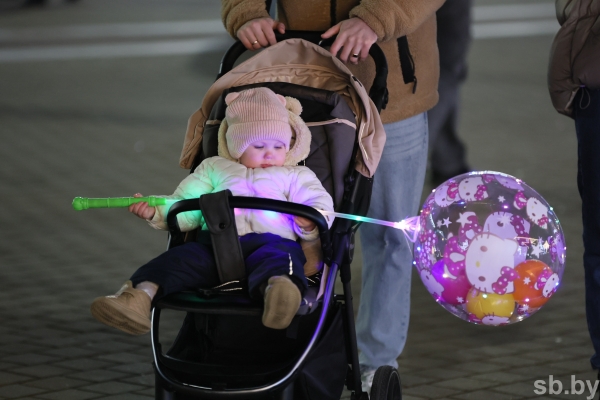 Вечер в новогоднем Бресте — фоторепортаж Вечер в новогоднем Бресте — фоторепортаж
