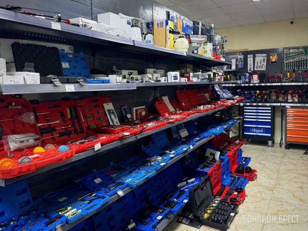 Шиномонтаж, СТО и большой магазин автотоваров и инструментов теперь в д. Федьковичи! Шиномонтаж, СТО и большой магазин автотоваров и инструментов теперь в д. Федьковичи!