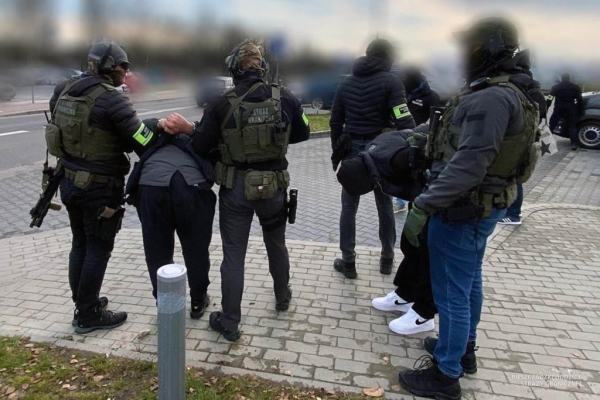 В Польше задержали белорусов за подделку документов В Польше задержали белорусов за подделку документов