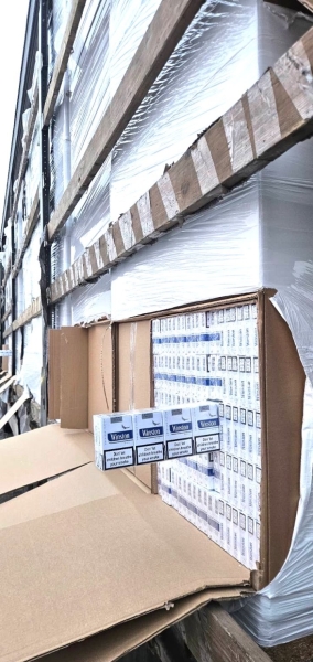 Белорус попался в Литве с нелегальным грузом на €2 000 000 Белорус попался в Литве с нелегальным грузом на €2 000 000