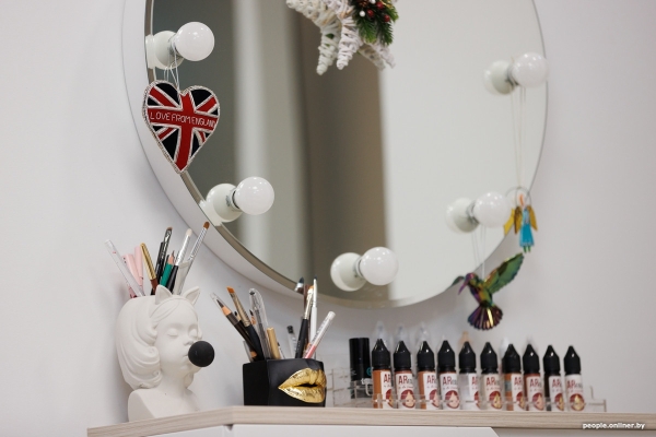 «Я набиваю людям реалистичные пупки, соски и глаза». Белорусская тату-мастер делает то, что не могут хирурги «Я набиваю людям реалистичные пупки, соски и глаза». Белорусская тату-мастер делает то, что не могут хирурги