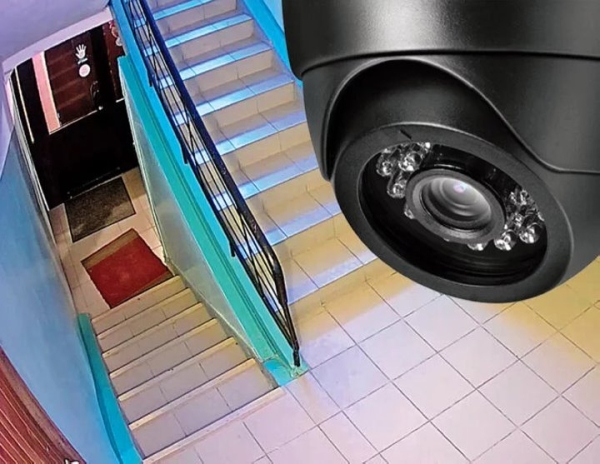 Белоруска самовольно установила камеру на лестничной площадке. Что говорит закон? Белоруска самовольно установила камеру на лестничной площадке. Что говорит закон?