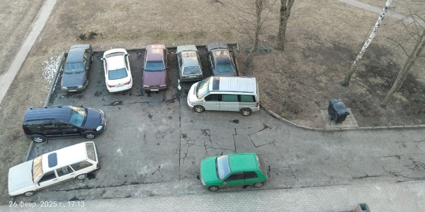 Нашел хитрый способ «застолбить» себе место во дворе. Рассказ белоруса Нашел хитрый способ «застолбить» себе место во дворе. Рассказ белоруса