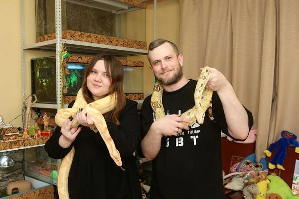 У этой пары из Беларуси живут 29 змей У этой пары из Беларуси живут 29 змей