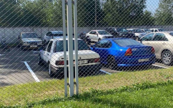 Белорус купил авто, но не переоформил на себя — в итоге машину забрали на штрафстоянку Белорус купил авто, но не переоформил на себя — в итоге машину забрали на штрафстоянку