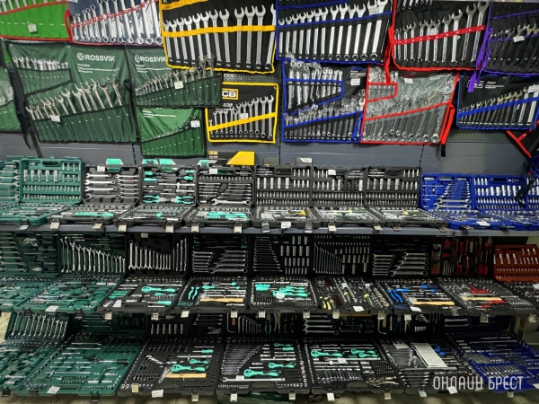 Шиномонтаж, СТО и большой магазин автотоваров и инструментов теперь в д. Федьковичи! Шиномонтаж, СТО и большой магазин автотоваров и инструментов теперь в д. Федьковичи!