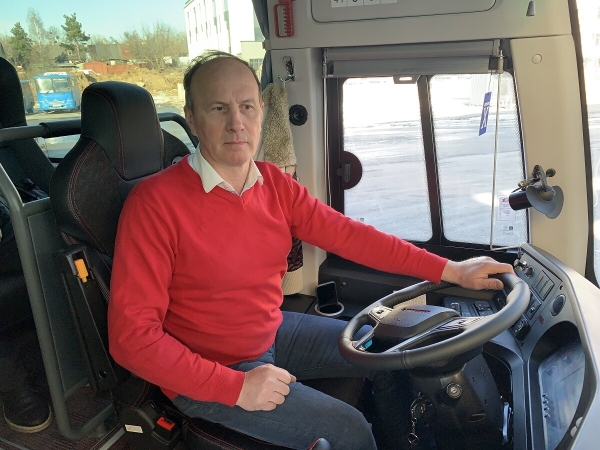 «Может, меня даже уволят за эти слова…» Журналисты поговорили с водителем китайского автобуса «Может, меня даже уволят за эти слова…» Журналисты поговорили с водителем китайского автобуса