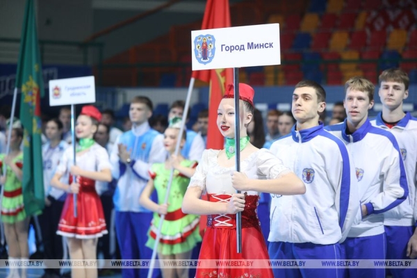 Брест принимает республиканскую спартакиаду по волейболу среди учащихся колледжей Брест принимает республиканскую спартакиаду по волейболу среди учащихся колледжей