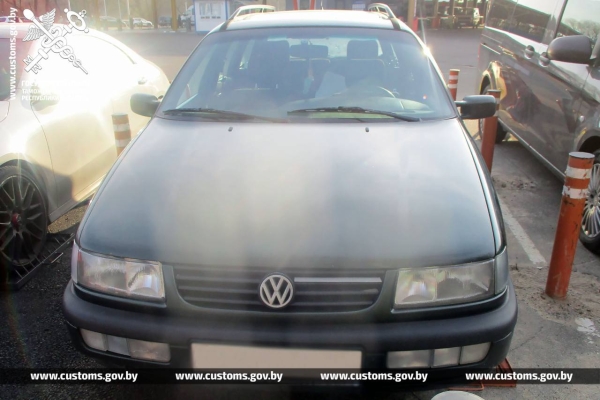 Брестские таможенники нашли тайник в автомобиле Volkswagen. Что там было? Брестские таможенники нашли тайник в автомобиле Volkswagen. Что там было?