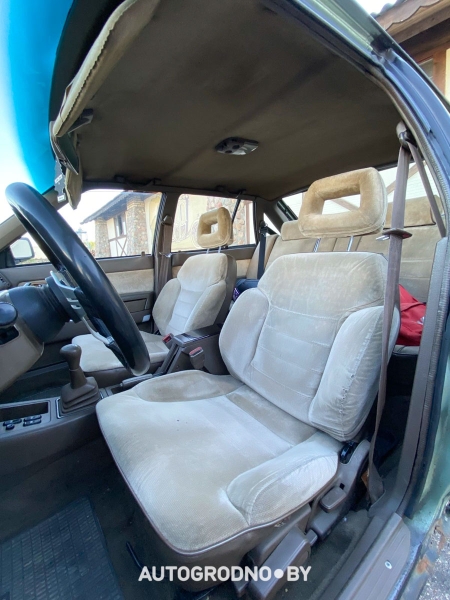 Девушка из Беларуси купила Mazda 626 GC и три года вкладывала в нее свои силы. Вот итог Девушка из Беларуси купила Mazda 626 GC и три года вкладывала в нее свои силы. Вот итог