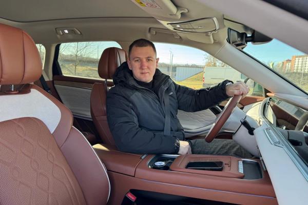 Электрик из Беларуси создал таксопарк из 22 машин и СТО — вот его история Электрик из Беларуси создал таксопарк из 22 машин и СТО — вот его история