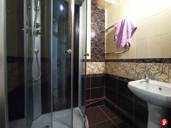 «Он набросился на меня и начал душить. Это видел сын». Поговорили с жертвами домашних тиранов «Он набросился на меня и начал душить. Это видел сын». Поговорили с жертвами домашних тиранов