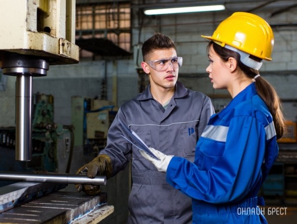 В Брестской области мастер цеха наказана за травму рабочего В Брестской области мастер цеха наказана за травму рабочего
