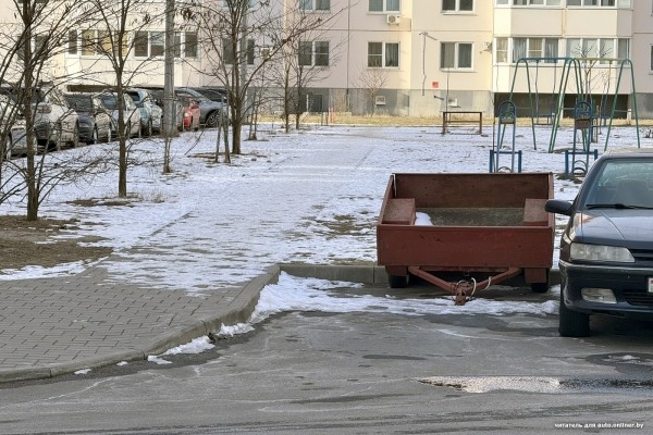 Как застолбить себе место во дворе? Вот случаи в Беларуси Как застолбить себе место во дворе? Вот случаи в Беларуси