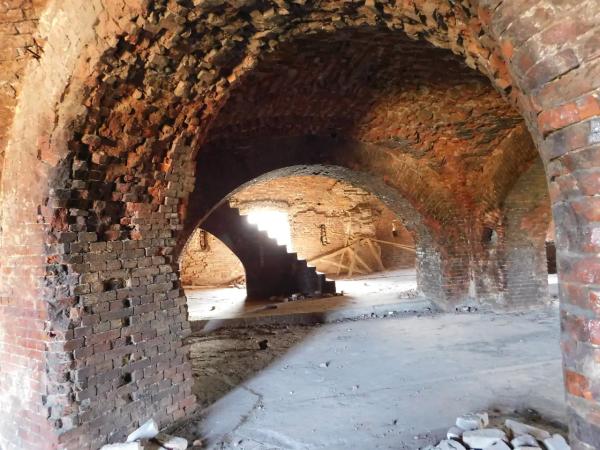 Реставрация Брестской крепости открывает неожиданные находки