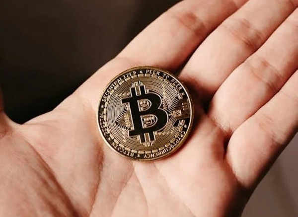 Стали известны подробности дела о вымогательстве у белоруса биткоинов на 1,1 млрд рублей Стали известны подробности дела о вымогательстве у белоруса биткоинов на 1,1 млрд рублей