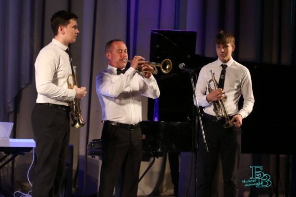 Гимназия № 4 Бреста отмечает 30-летний юбилей Гимназия № 4 Бреста отмечает 30-летний юбилей