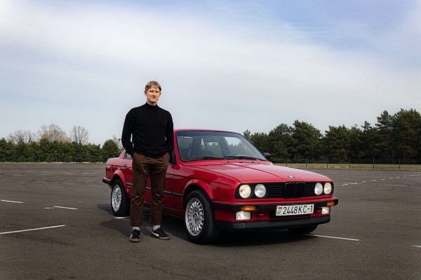 Брестчанин показал отлично сохранившийся BMW E30 1986 года Брестчанин показал отлично сохранившийся BMW E30 1986 года