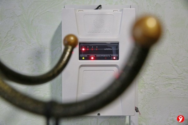 «Он набросился на меня и начал душить. Это видел сын». Поговорили с жертвами домашних тиранов «Он набросился на меня и начал душить. Это видел сын». Поговорили с жертвами домашних тиранов