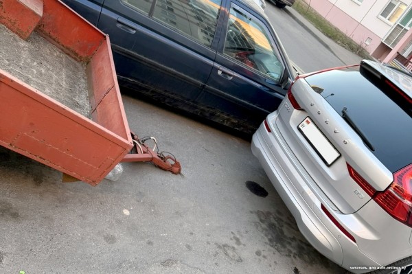 Как застолбить себе место во дворе? Вот случаи в Беларуси Как застолбить себе место во дворе? Вот случаи в Беларуси