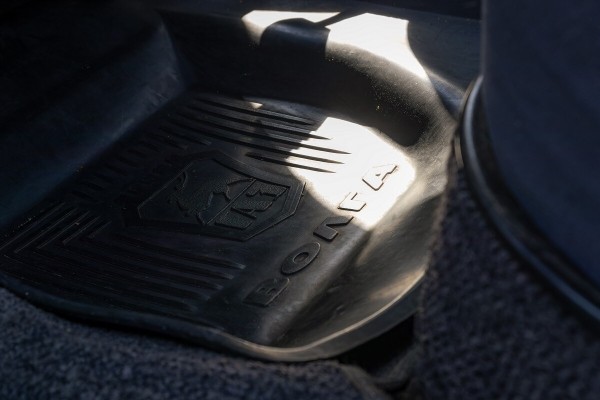 Расход топлива — 20 литров на «сотню»! Житель Бреста о владении генеральской «Волгой» из 90-х Расход топлива — 20 литров на «сотню»! Житель Бреста о владении генеральской «Волгой» из 90-х