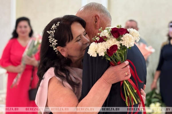 Инициативные березовчане организовали выставку-фестиваль «Ночь в ЗАГСе» Инициативные березовчане организовали выставку-фестиваль «Ночь в ЗАГСе»