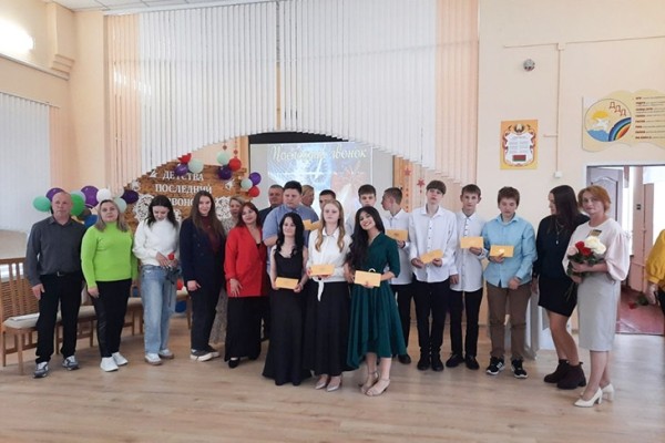 День открытых дверей в Дивинском детском доме — 10 воспитанников шагнули во взрослую жизнь День открытых дверей в Дивинском детском доме — 10 воспитанников шагнули во взрослую жизнь