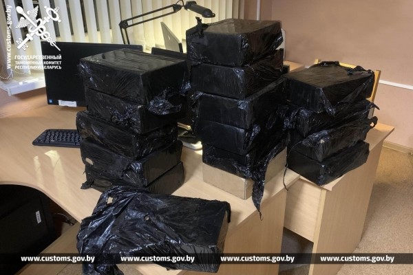 Тайник в полу: член бригады грузового поезда сообщением «Малашевичи — Брест» попался на контрабанде Тайник в полу: член бригады грузового поезда сообщением «Малашевичи — Брест» попался на контрабанде