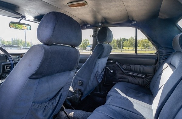 Расход топлива — 20 литров на «сотню»! Житель Бреста о владении генеральской «Волгой» из 90-х Расход топлива — 20 литров на «сотню»! Житель Бреста о владении генеральской «Волгой» из 90-х