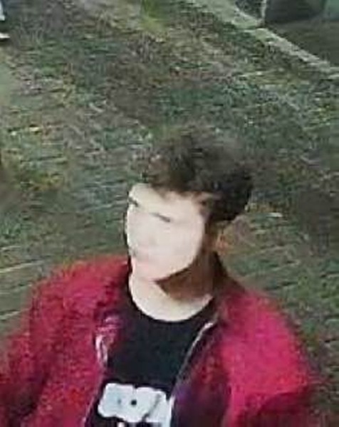 В Бресте милиция устанавливает личность мужчины, который находился вблизи клуба В Бресте милиция устанавливает личность мужчины, который находился вблизи клуба