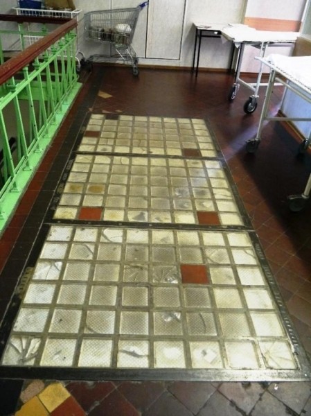 Почему в СССР были популярны стены из стеклоблоков Почему в СССР были популярны стены из стеклоблоков