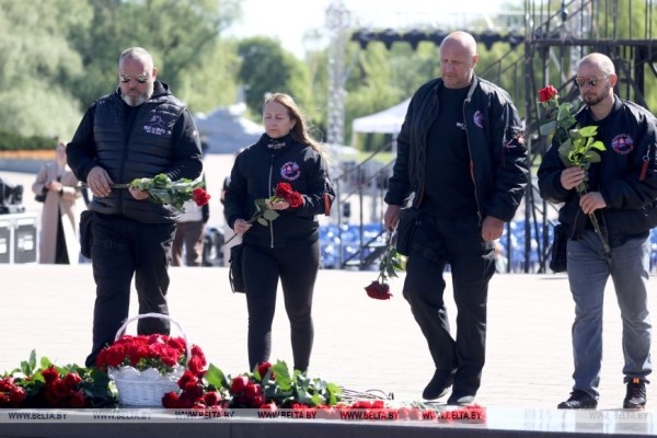 Мотоциклисты из стран ЕС посетили Брестскую крепость Мотоциклисты из стран ЕС посетили Брестскую крепость