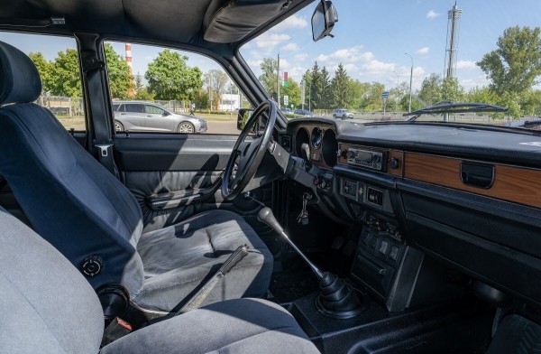 Расход топлива — 20 литров на «сотню»! Житель Бреста о владении генеральской «Волгой» из 90-х Расход топлива — 20 литров на «сотню»! Житель Бреста о владении генеральской «Волгой» из 90-х