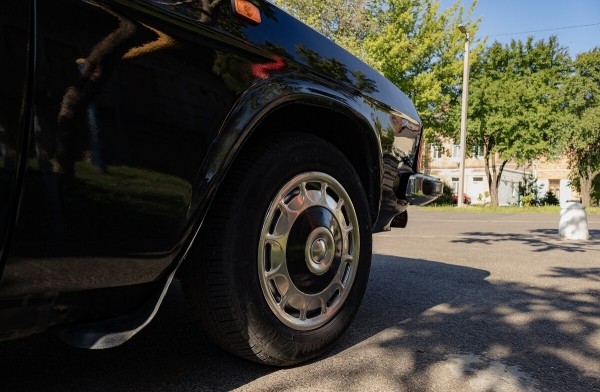 Расход топлива — 20 литров на «сотню»! Житель Бреста о владении генеральской «Волгой» из 90-х Расход топлива — 20 литров на «сотню»! Житель Бреста о владении генеральской «Волгой» из 90-х