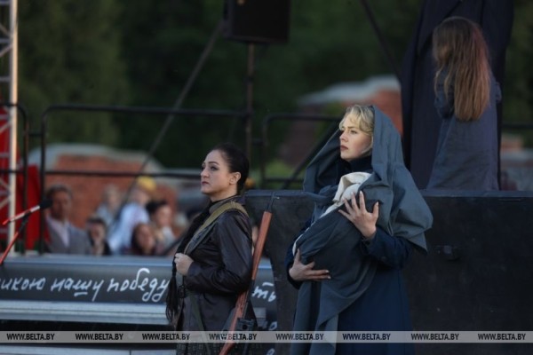 «Патетический дневник памяти» представил Большой театр в Брестской крепости — большой фоторепортаж «Патетический дневник памяти» представил Большой театр в Брестской крепости — большой фоторепортаж