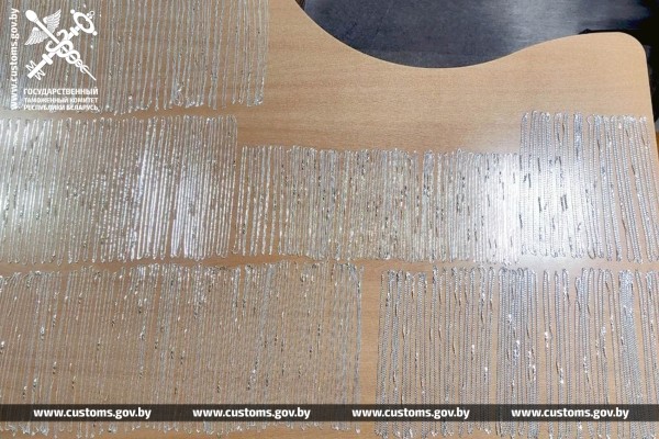 Водители прятали серебро в обуви — случай на границе в Бресте Водители прятали серебро в обуви — случай на границе в Бресте