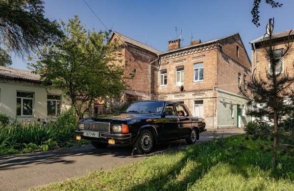 Расход топлива — 20 литров на «сотню»! Житель Бреста о владении генеральской «Волгой» из 90-х Расход топлива — 20 литров на «сотню»! Житель Бреста о владении генеральской «Волгой» из 90-х