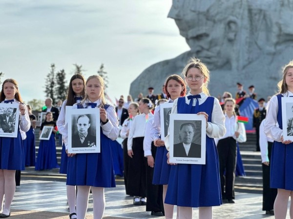 Брест принял республиканский автомотопробег МВД «На страже памяти Великого Подвига» Брест принял республиканский автомотопробег МВД «На страже памяти Великого Подвига»