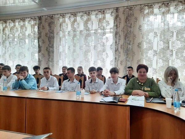 День открытых дверей в Дивинском детском доме — 10 воспитанников шагнули во взрослую жизнь День открытых дверей в Дивинском детском доме — 10 воспитанников шагнули во взрослую жизнь