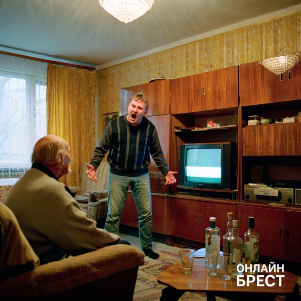 В Бресте пьяный сын избил 83-летнего отца из-за громкого телевизора В Бресте пьяный сын избил 83-летнего отца из-за громкого телевизора