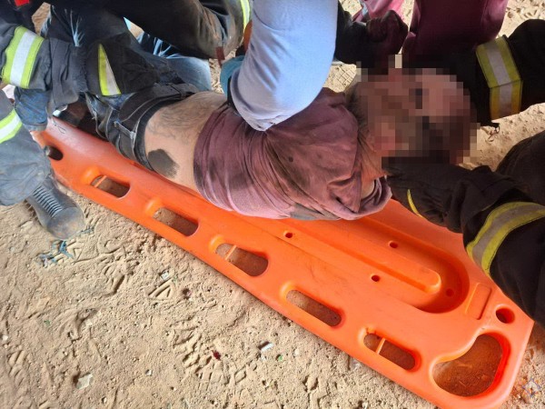 В Беларуси мужчина уснул на рельсах, попал под поезд, но остался жив В Беларуси мужчина уснул на рельсах, попал под поезд, но остался жив