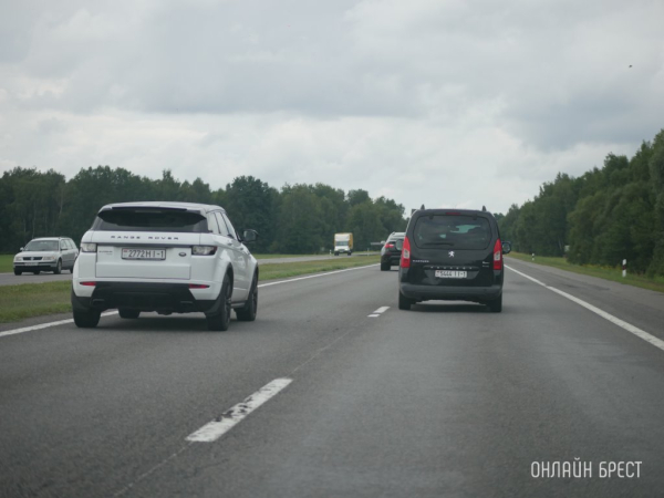 Повышенный транспортный сбор затронет сотни тысяч автовладельцев Повышенный транспортный сбор затронет сотни тысяч автовладельцев